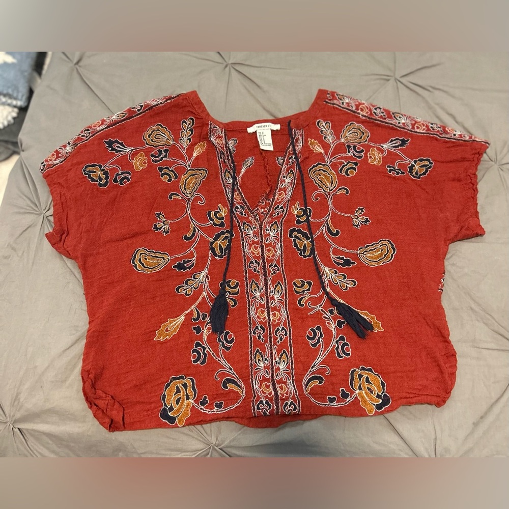 Colorful Forever 21 womens top size small